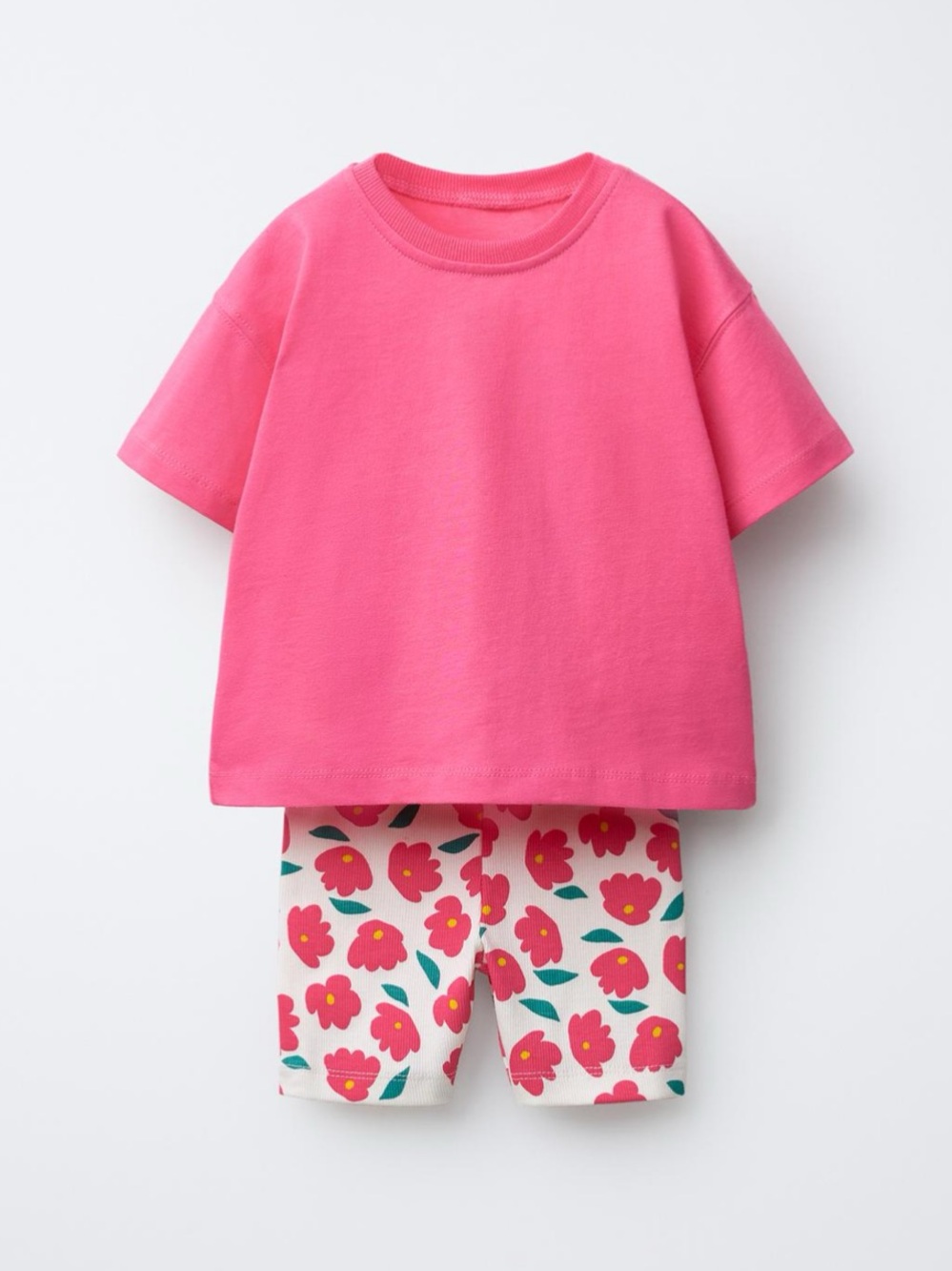 ZARA PRINTED T-SHIRT AND CYCLING LEGGINGS SET